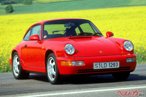 レンタルなら夢のあのクルマも試せる！　田園の緑の中に映える真っ赤なポルシェ……百恵ちゃんの世界を体験できる