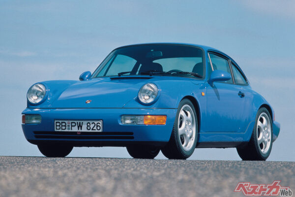 買うとなると最近は1000万円を超えることが多い空冷ポルシェ911