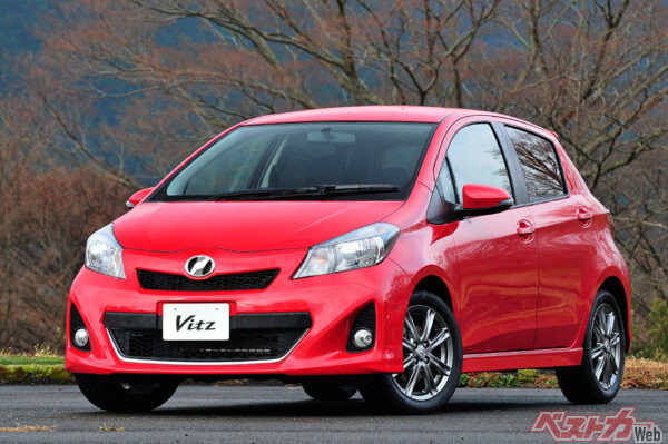 トヨタ ヴィッツRS（3代目・2010年登場）RSは109psの1.5Lエンジン搭載。専用のエアロや引き締まった足回りなどを装備