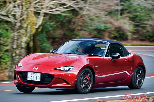 5人中3人が最高の10点、残り2人も9点を投じ、単独1位を獲得したロードスター。日本の誇りだ