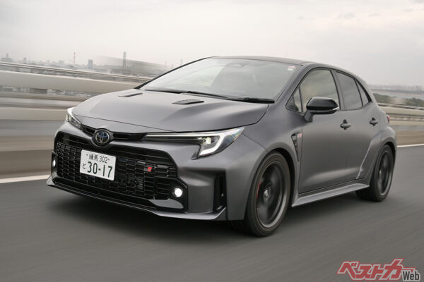 GRヤリスとパワートレーンは同じだが、2点差で4位となったGRカローラ。ヤリスより車体が大きいのが減点対象になったのか。その分、GTカー的な魅力は上回っている