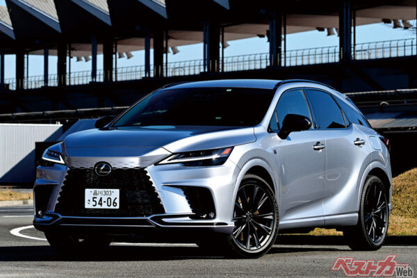 モノコックFF系プラットフォームのレクサス RXはラグジュアリ―だ。ランクル2車に続く3位！