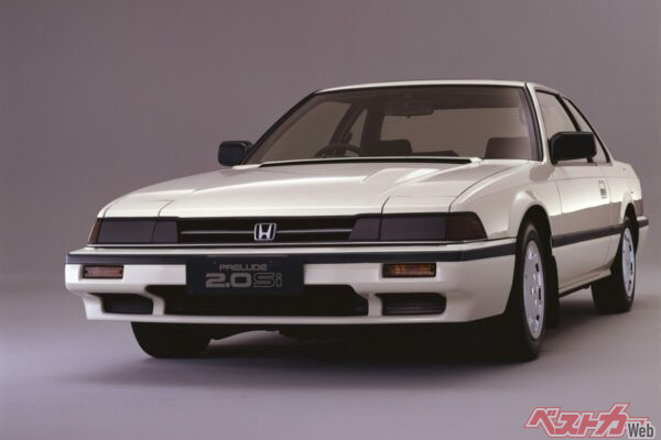 CMはラヴェルのボレロが使用され、これでもかというくらい先進的技術が宣伝されていた。画像はB20A搭載の2代目プレリュード 2.0Si