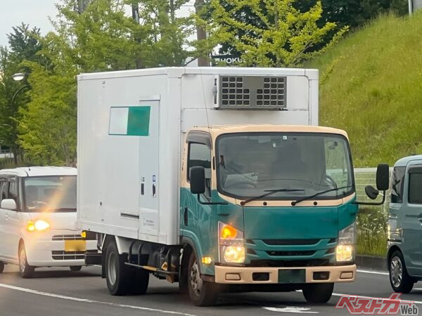 1リッター当たり25.1円安くなる!!!!　 ガソリンの42％が税金!?　の「暫定税率」廃止でお財布は救われる!?