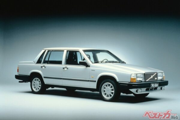 当時CMで壊されてしまったのがボルボ 740