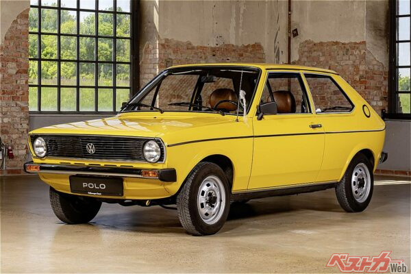 1975年にデビューした初代ポロ。全長わずか3.5m！