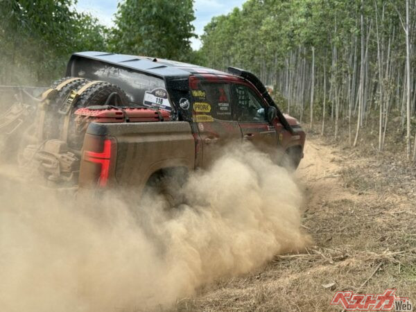 チャヤポン選手の登場を会場全体が待っていたように、姿が見えた時は拍手が響いたほど