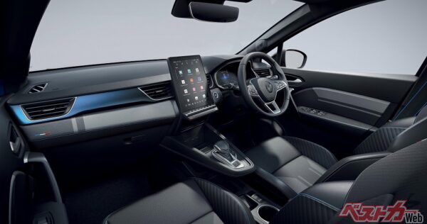 10.4インチ縦型タッチスクリーンが装備されたインテリア