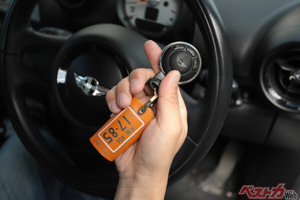 クルマやバイク好きなおじいさん・おばあさんに最適なプレゼント!