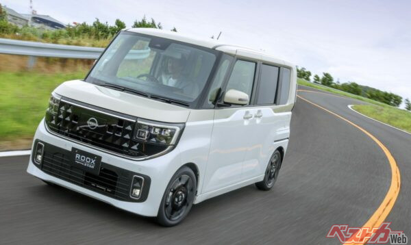 走る姿もカッコいいぜ! 新型ルークス。こちらはハイウェイスター「Gターボ プロパイロット」