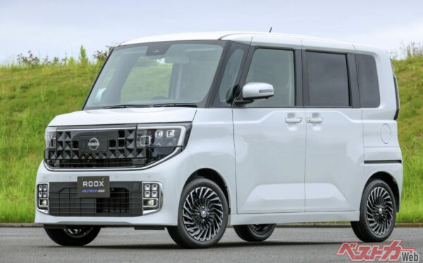 うおおおおお! これが新型ルークス「オーテックライン」だ。専用アルミホイールに、専用フォグランプフィニッシャーがヤバすぎるほどイケてる!