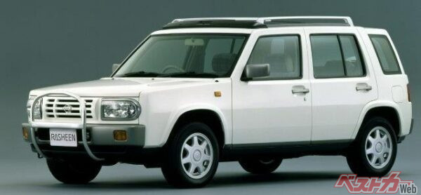 日産で四角いクルマといえば他には、キューブキュービックなどが挙がるだろう。丸みと四角を組み合わせで人気なのが、スズキ ハスラーだろう