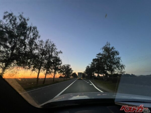 日落ちの1枚。これだけ広大だと星も綺麗に見える