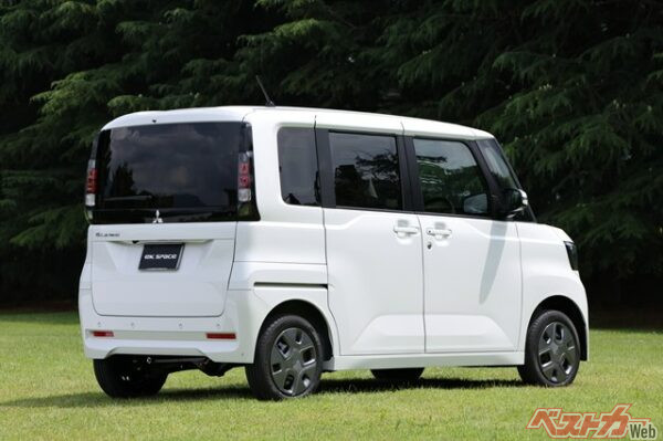 N-BOX под угрозой: Mitsubishi представил новый городской мини-вэн eK Space