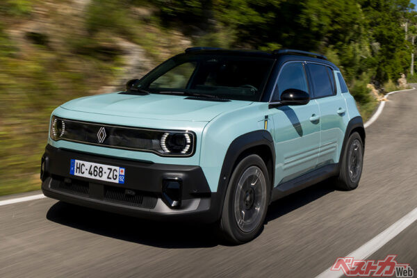 2024年10月に発表されたルノー 4 Eテック。往年の名車の名を使用し注目を集めた