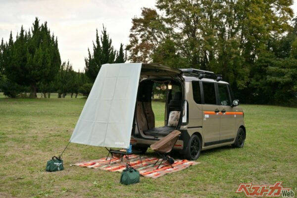 「ふらっとテラス」仕様のN-BOX JOY
