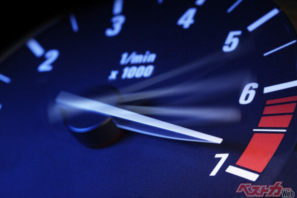 10年10万km以上長持ちさせたいならエンジンを高回転まで回すべからずは本当か？