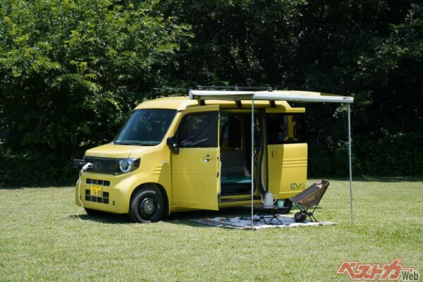 純正アクセサリーを装着したN-VAN e:。電気を取り出してアウトドアに活用