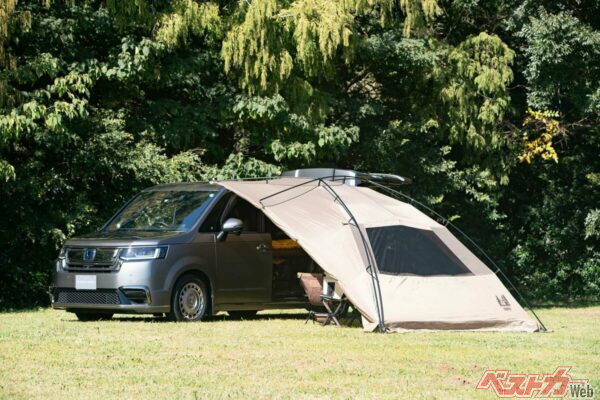 STEP WGN SPADAも純正アクセサリーでここまでアウトドア向きに