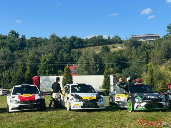 ヤポンスキーに本気で向かってくる地元勢に新井選手も全力で応答。結果、見えない絆が育まれた