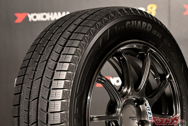 氷上での止まる、曲がるに加え、ドライでの性能も追求した意欲作