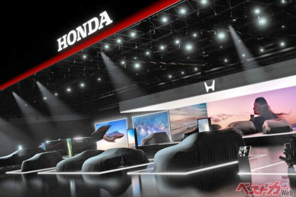 「シティ」後継車と新型スポーツチラ見せ？　ホンダ「Honda 0」シリーズを日本初公開！ BEVサルーン＆SUVが示す“次のホンダ”の姿とは
