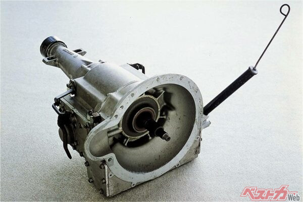 日本初の2速半自動AT「トヨグライド」。この量産をアイシンが手がけた