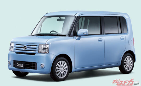 カクカクシカジカ四角いムーヴでおなじみのムーヴコンテ。ちなみにカクカクシカジカには謎に「ファンサイト」という名の公式サイトがあった