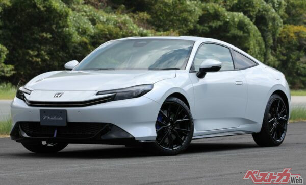 こちらは新型プレリュードのノーマル車