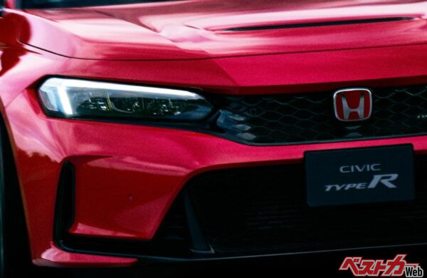 Сивик Тайп Р Рейсинг Блэк Пакедж снова в продаже: цена 6,2 млн рублей