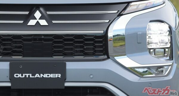 Впечатляющее обновление интерьера Mitsubishi Outlander 2025