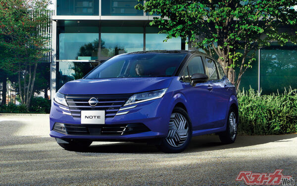 日産 ノート フロント（2025年8月 一部仕様向上実施時の公式画像より）