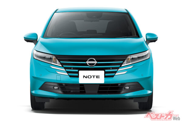 日産 ノート ターコイズブルー（2025年8月 一部仕様向上実施時の公式画像より）