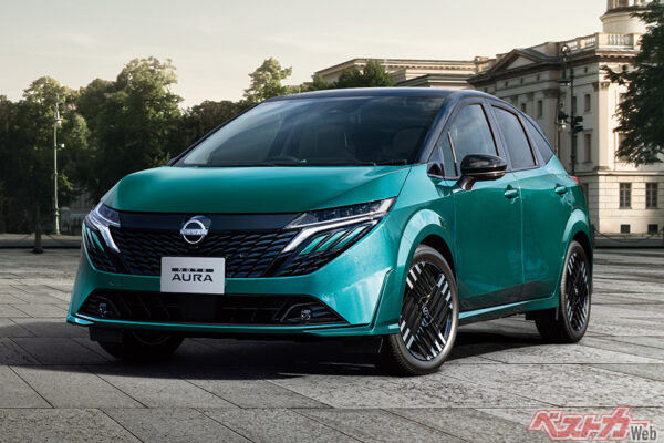 日産 ノート オーラ フロント（2025年8月 一部仕様向上実施時の公式画像より）