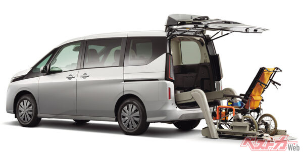 日産 セレナ チェアキャブ リフタータイプ（2024年9月 一部仕様向上実施時の公式画像より）