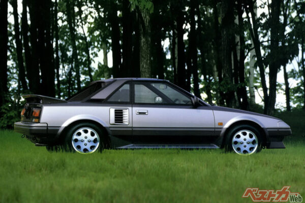 スーパーカーの強烈な印象から、「ミドシップ＝スポーツカー」とイメージしがちだが、さにあらず。実に多種多様なカテゴリーにミドシップ車が存在する