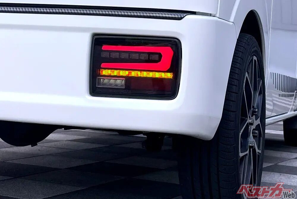 スズキ・エブリイ用「INTEC フルLEDテールランプ」登場