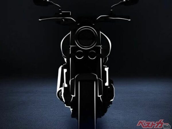 ついにキタァーッ！！ ホンダ新型CB400スーパーフォア、中国・重慶ショーでまもなく発表か？