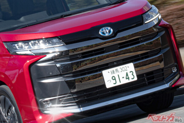 ミニバンならこれ一択!?　トヨタ ノア／ヴォクシーの出来が良すぎる件