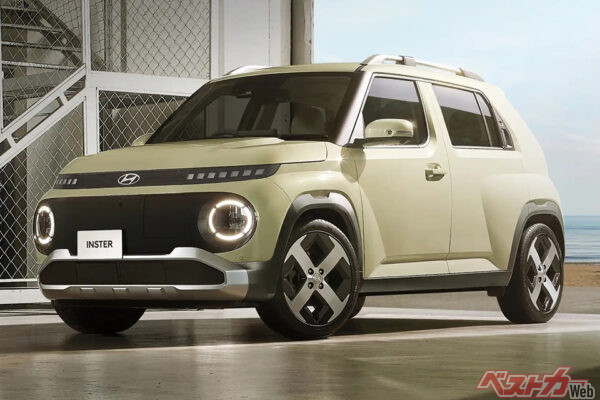 ヒョンデ インスター（価格：284万9000～357万5000円）。300万円を割り込む価格で上陸したアジアの新星。「イン様旋風」を巻き起こすか!?