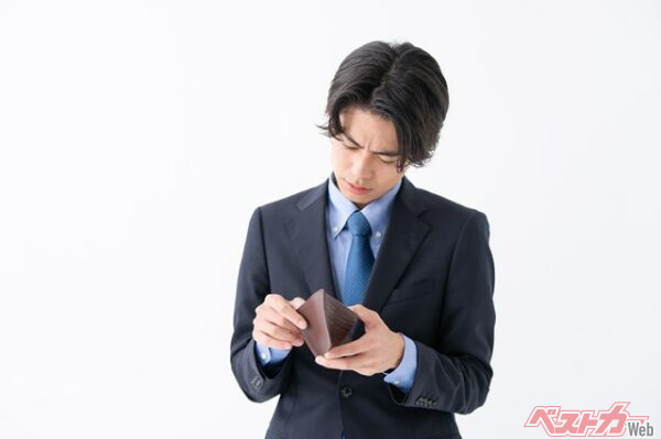 低等級であればやはり保険料は割増に。しかも保険を入りなおしたくらいではすぐに消えるなんてことはない（naka@Adobe Stock）