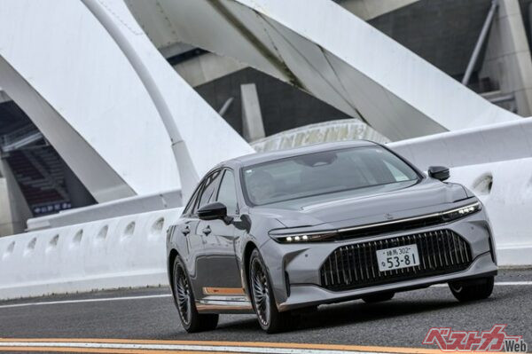 量産モデルとして販売もされているトヨタ クラウンFCEV