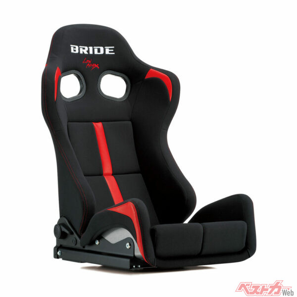 ブラック&レッド・スタンダードクッション（G61BNF）