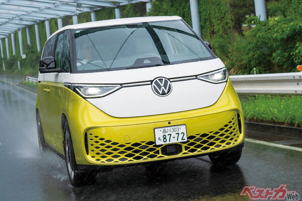 2025年7月に日本市場に登場したフォルクスワーゲン ID.Buzz。日本国内では初登場となる「電動ミニバン」だ