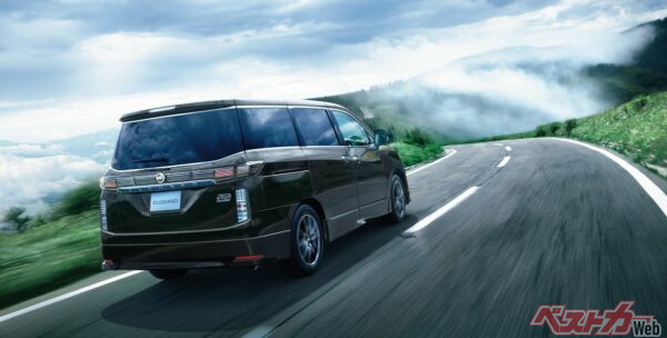 エルグランドを選ぶ理由にVQ35DEエンジンの存在をあげる人もいる