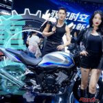 【足つき速報】ホンダ新型CB500スーパーフォア（CB400スーパーフォア）・ライポジを大量写真で即チェック！