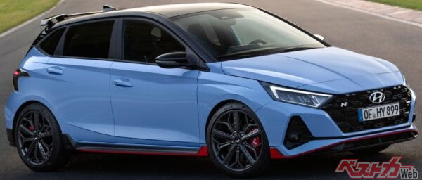 ヒョンデi20 N。スポーティな外観に高出力エンジンを搭載した、まさに令和のホットハッチだ