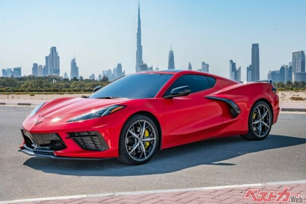 8代目のC8型コルベットスティングレイ