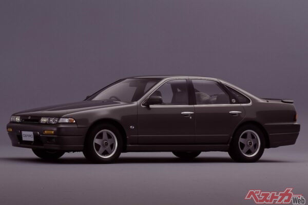 最高出力225psで専用パーツも盛り沢山。セフィーロ オーテックバージョン