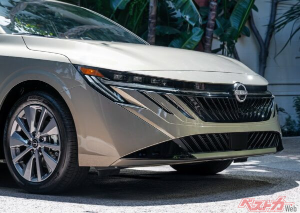 今後登場する日産車のフロントマスクはこのデザインになっていくのか……